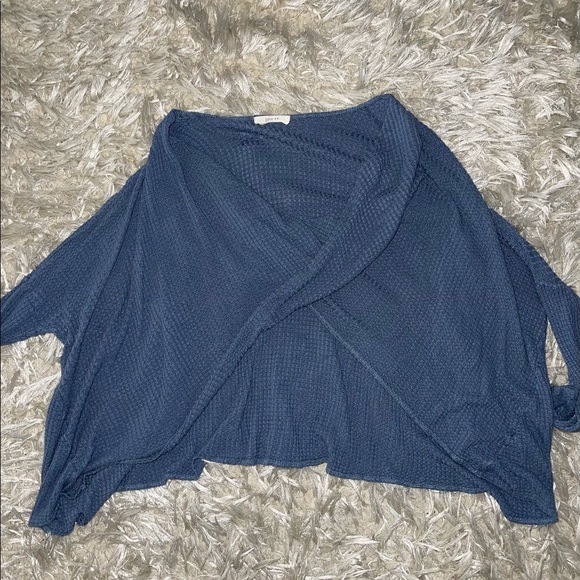 Sweater - Picture 1 of 1